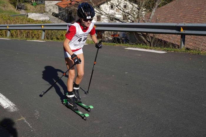 24. Hernialdeko Rollerski Ig 33 1760802671571