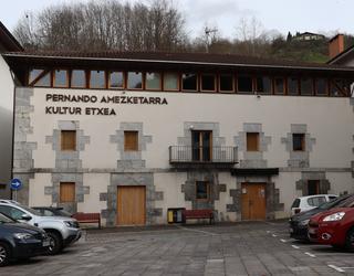 Zahartzaroaz hausnartzeko hitzordua bihar arratsaldean