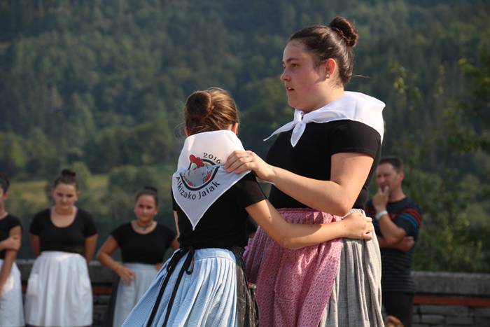 ALKIZAKO JAIAK 2017. DANTZA  10 1504889341933