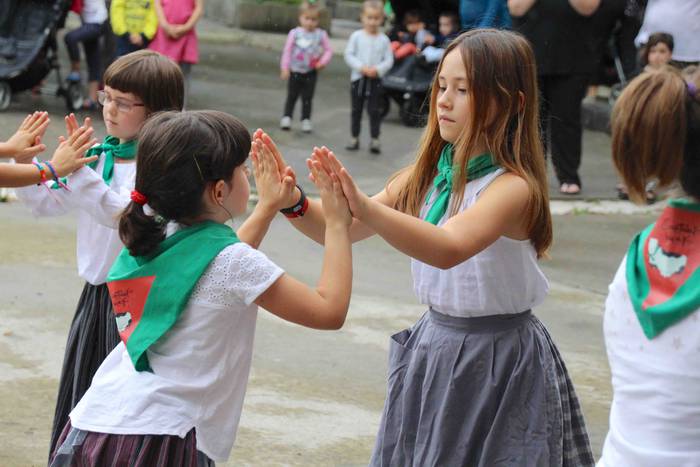 Gazteluko Jaiak 2018 txupina 34 1534248057070