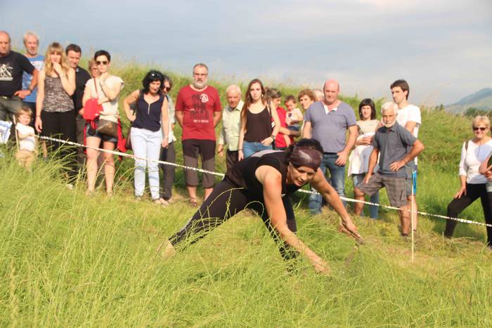 Alatze Etxaburuak irabazi du 6 1530470725182