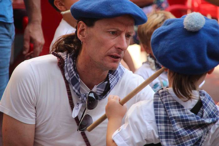 Bero sargoria, sagardoz bust 16 1532981517954