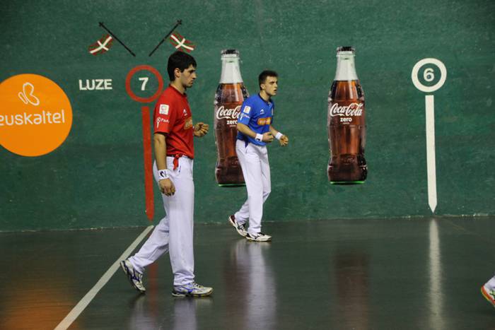 Erasun debuta eta Jaka finalerdia pilota 4 1478374819087