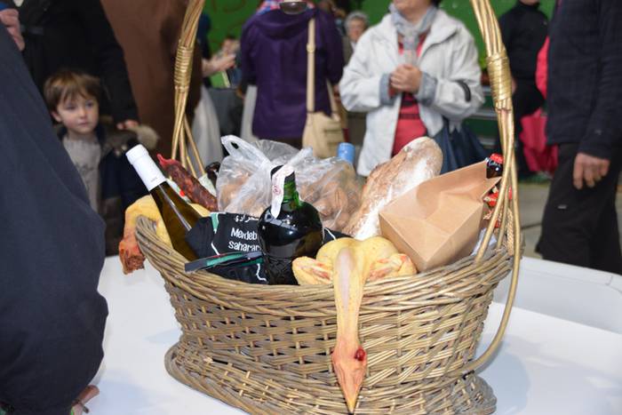 Azoka omenaldi eta guzti 4 1478445789188