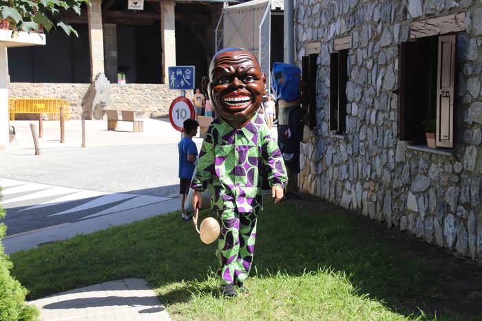 Txikiak buruhandiei ihesi ib 5 1566045820828