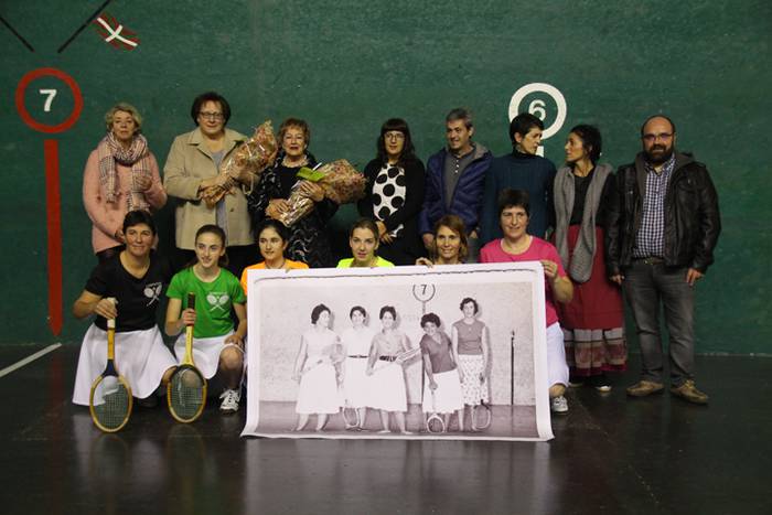 Emakume, raketista eta profe 77 1511035458047