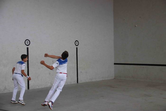 Txikiek pilotari handiak dir 27 1565875085361