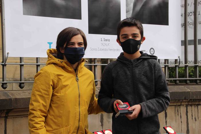 Sari nagusia 'Azala' izeneko 18 1606581802285