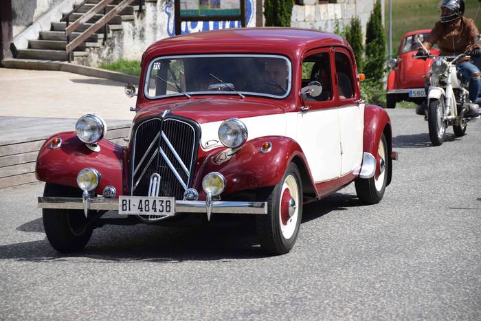 Motor eta errugbi zaleen bil 157 1535806129280