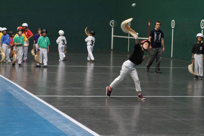 Gipuzkoako Zesta Punta Topak 43 1494857549658