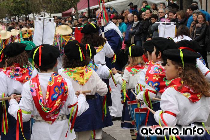 Zaldunita bezperako haur danborrada 49 1454785347628