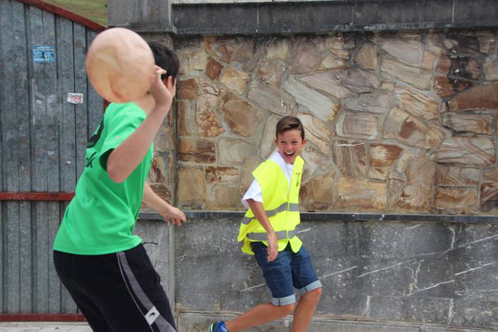 Morea nagusi plazan eta balk 37 1503489321165