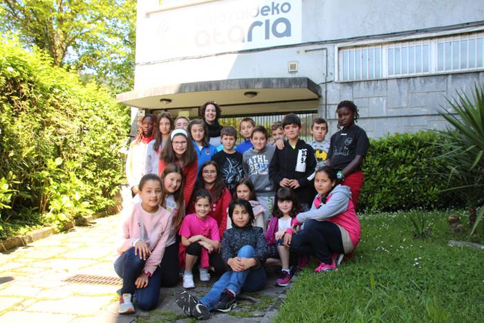 Samaniego ikastetxearen bisita Atarian 36 1465988965750