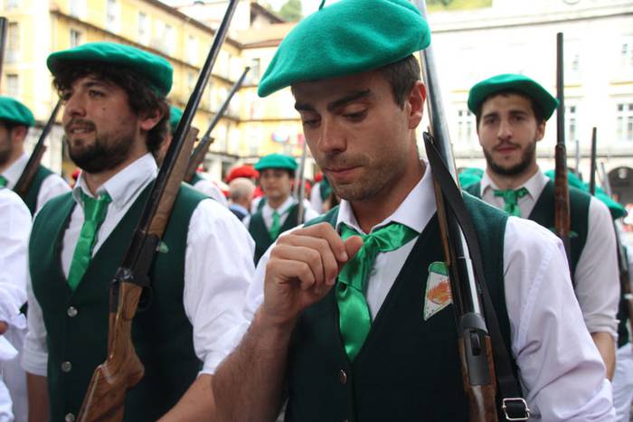 Lizarrez apaindutako kaleeta 102 1498311750366