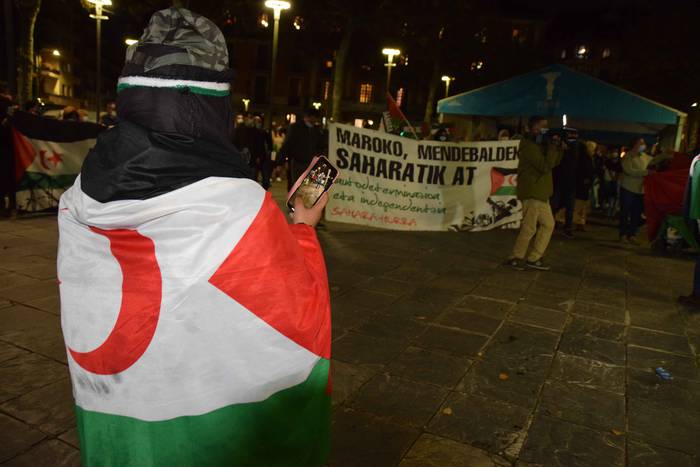 Elkarretaratzea, Sahara 2 1605725151295