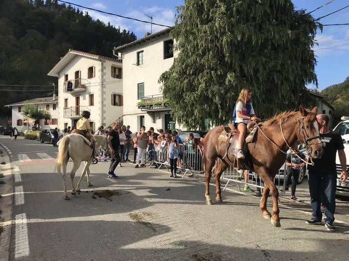 Ugarteko festak 19 04