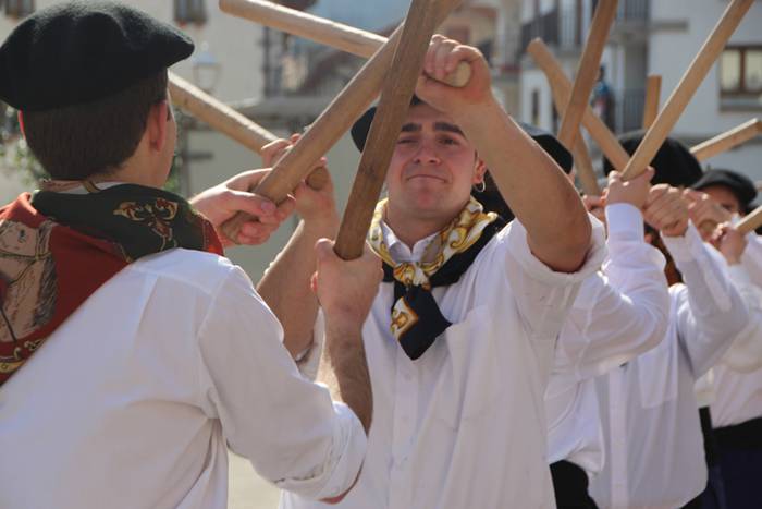 Talai dantzariak herrian zeh 15 1488122197261