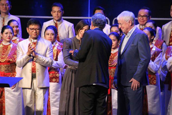 Indonesiako Batavia Madrigal 68 1572798023092