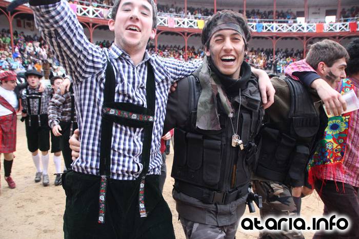 inauteriak 2016 zaldunita zezen plaza 102 1454867210514