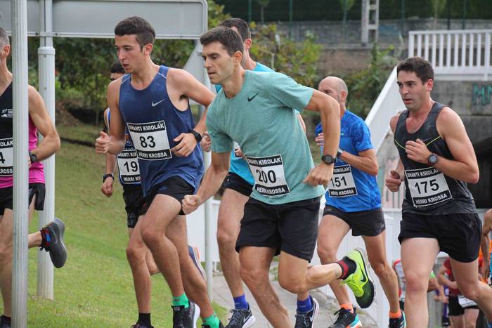 Aitor Arroyo eta Maite Arrai 29 1570885905406