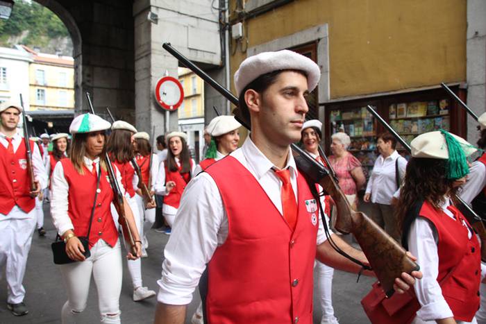 Lizarrez apaindutako kaleeta 199 1498480923120