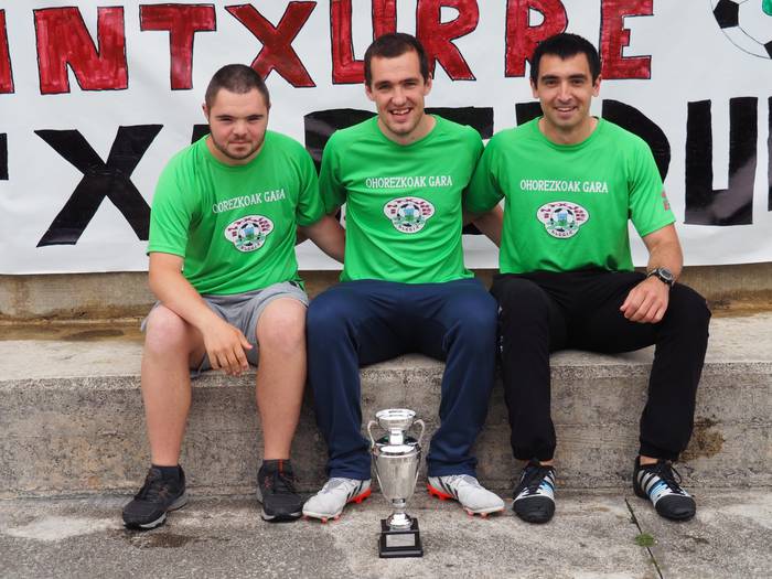 Intxurreko kadeteek ezin iza 8 1654506001016