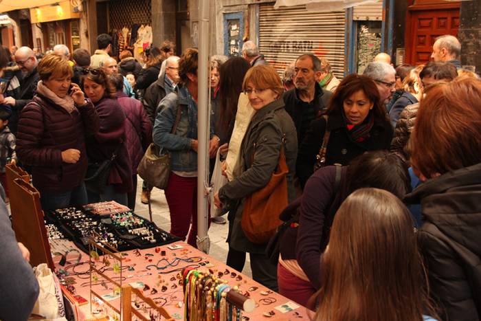 Braderie Eguna Tolosan 36 1521300187202