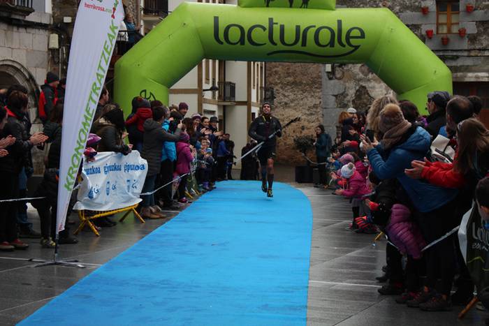 Jokin Lizeaga eta Veronica D 257 1517772861805