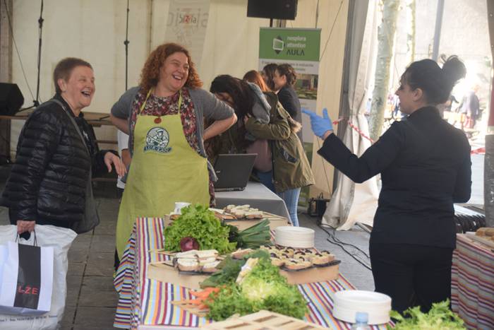 Woman Sarearen aurkezpen jai 16 1489230338075