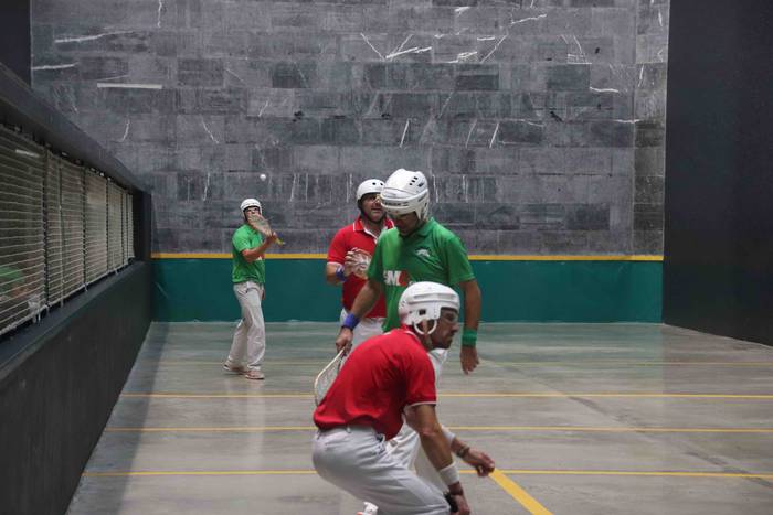 Etxean gelditu da txapela 8 1601747551725