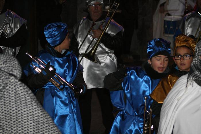 VILLABONAKO ERREGE MAGOEN DESFILEA 2017 24 1483976095555