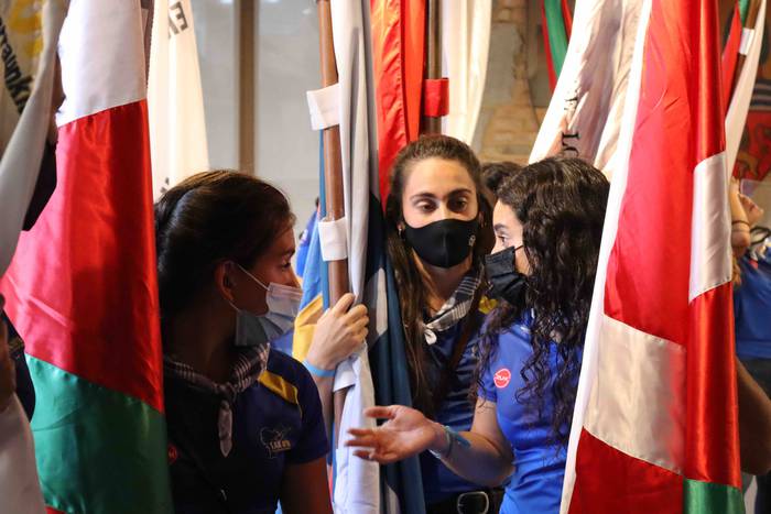 Tolosa urdinez jantzi da 2 1632073490677