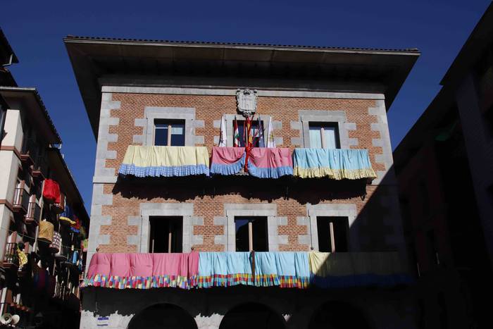 Erraldoi eta Buruhandiak Zal 47 1645883952461