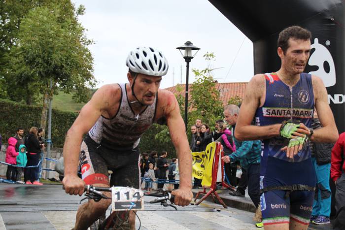 Lokaztuta Amasako XXIV. mendi duatloia 156 1477236615070