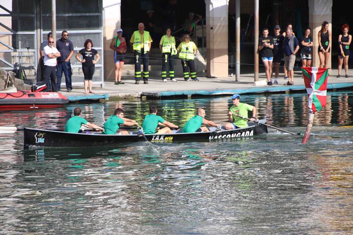 Arraunean, elkartasunez 18 1568470850095