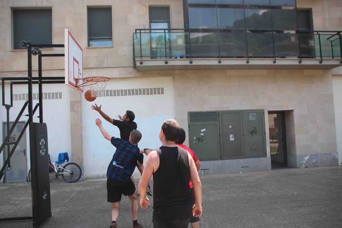 Tolosako Iurramendi auzoko f 12 1530971550081