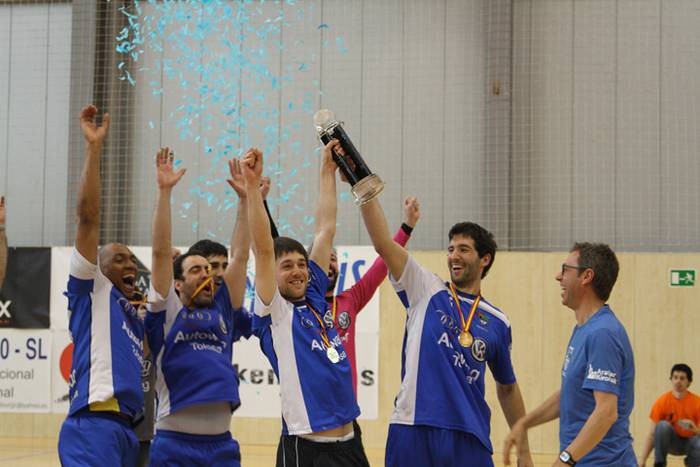 tolosa eskubaloia igoera 2016 4 72 1464535633551