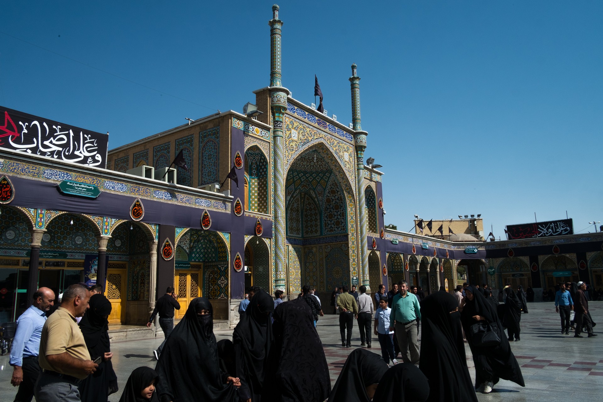 Zer ari da gertatzen Iranen?