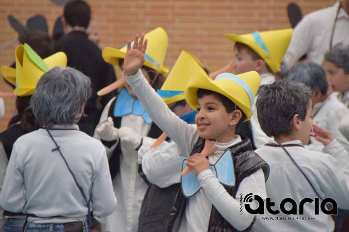 Ikastetxeetan ere inauteriek 123 1518102576166