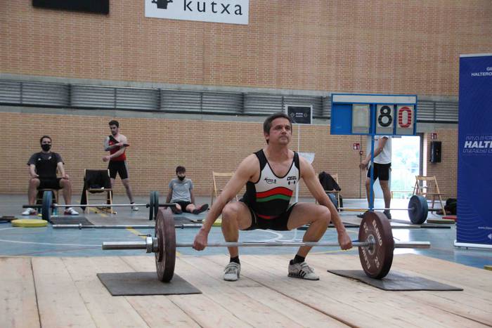 Susana Davila eta Mikel Alva 54 1619708693855