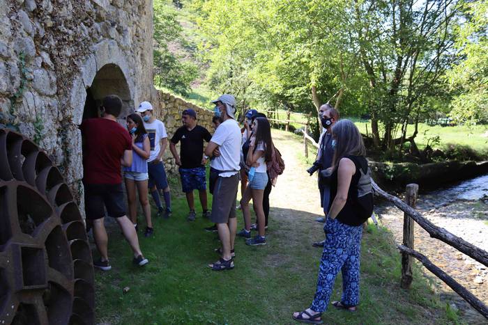 Amezketa, argi ezkutuaren bi 41 1595176158726