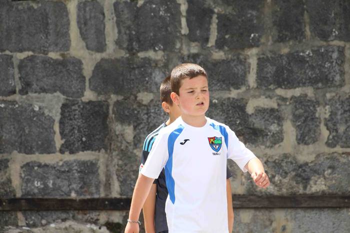 Frontoi Zaharrari, pilotari  12 1532187733768