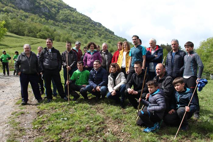 Maiatzak 1, Larre Irekiera E 31 1525187115896