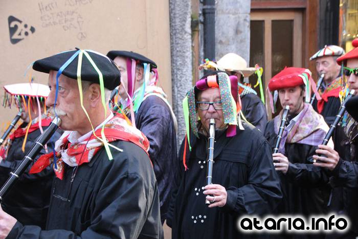 Ozenki Txistulari Taldea 2016 17 1454678383127