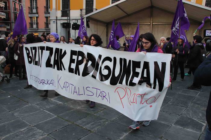 "Mundua geratu dugu" 24 1552072533871