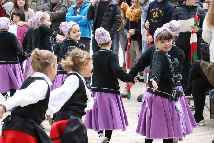 Dantzari Txiki Eguna Zizurki 14 1575117825157