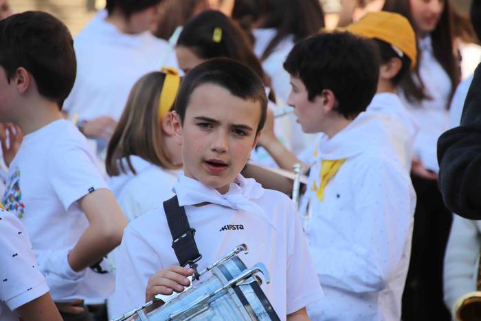 Banda Topaketa AV400Urte 7 1553970379050