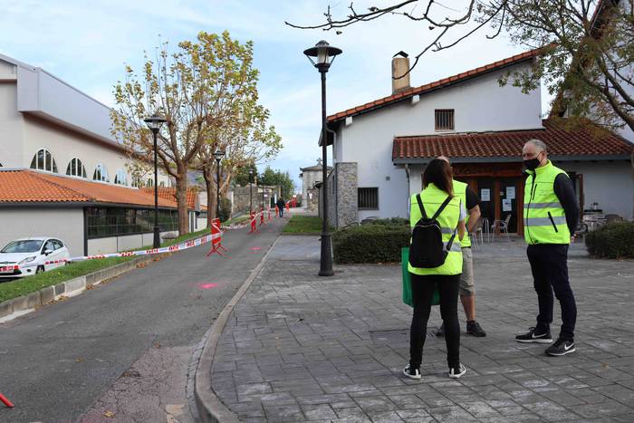 Santu Guztien eguna neurri b 14 1604226354930