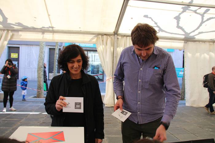 Aurpegi ezagunak bozka emate 51 1489931313057