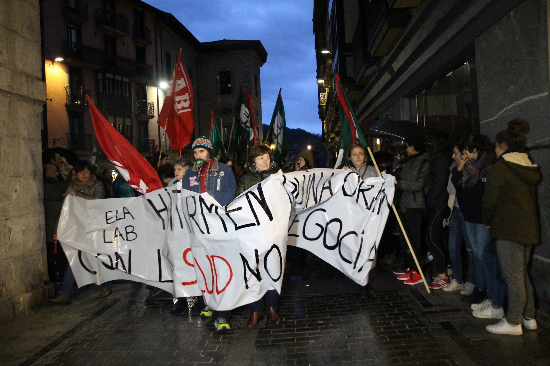 Asuncioneko langileak, haserre baina itxaropentsu